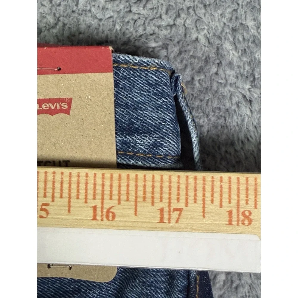 NWT Levis 517 Jeans Mens 34x34 Blue Bootcut Cowboy Rodeo Medium Wash Denim Jeans